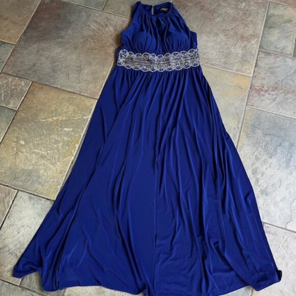 R&M Richards Women's Embellished Front Slit Gathered Halter Dress Size 8 Petite - Picture 4 of 9